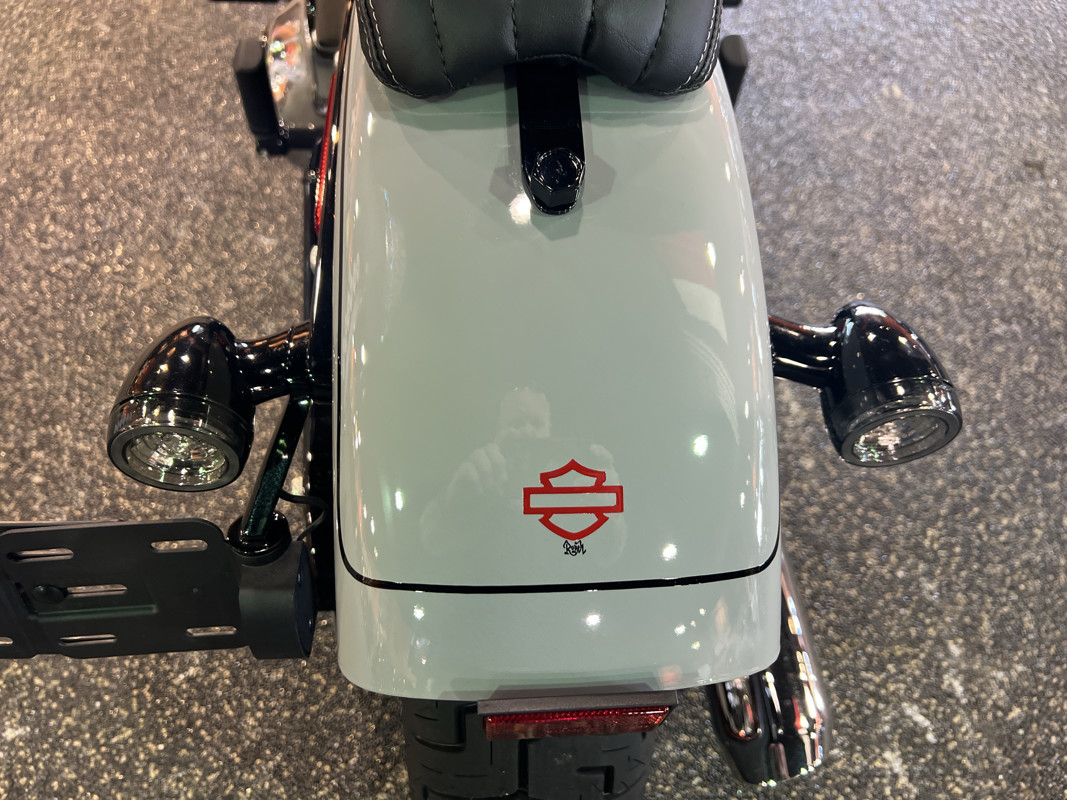 Street Bob®
