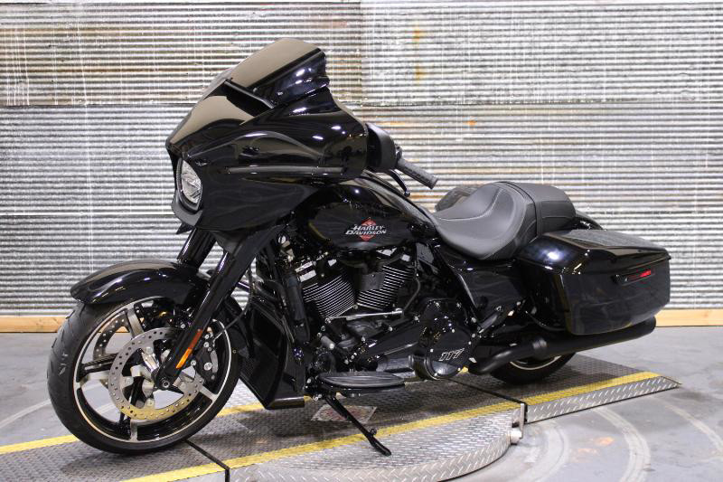 Street Glide®