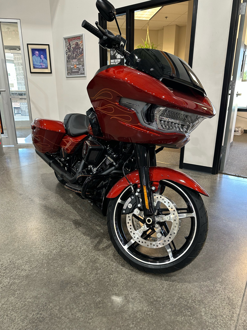 Road Glide®