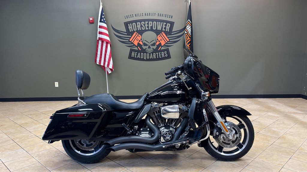 Street Glide®