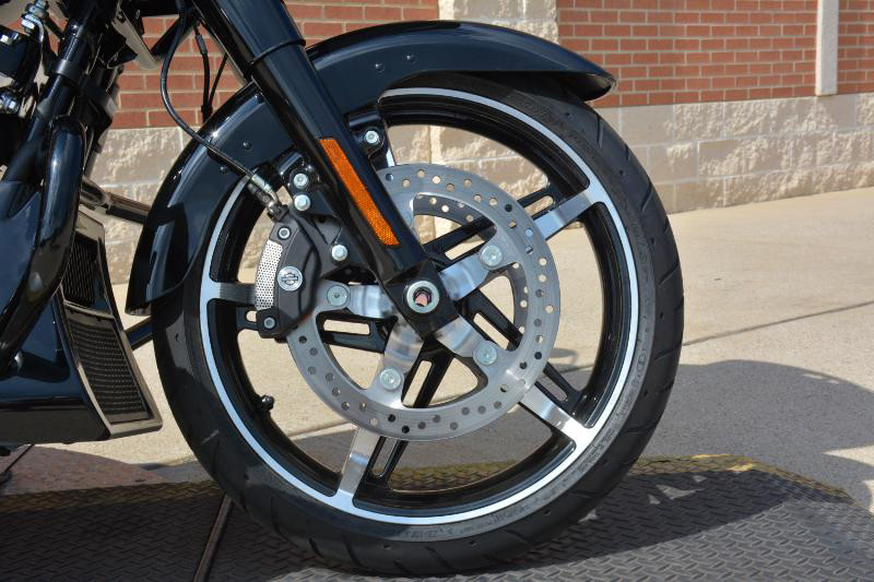 Road Glide®