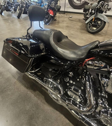 Street Glide®