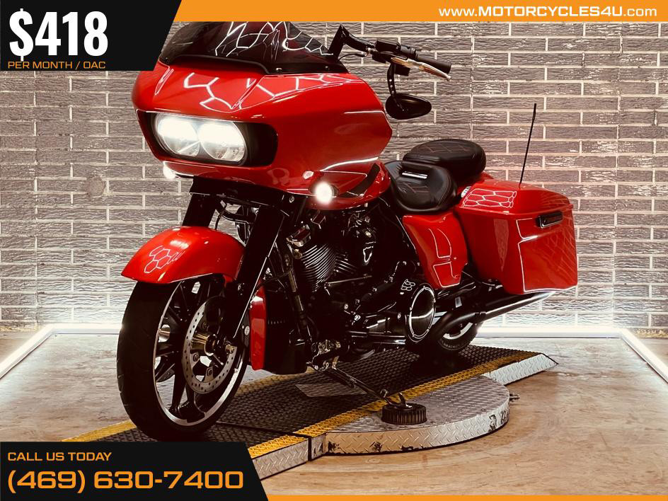 Road Glide®