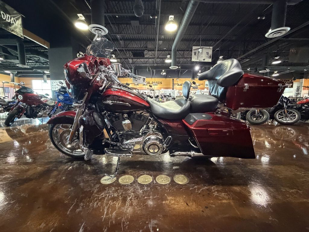 CVO® Street Glide®