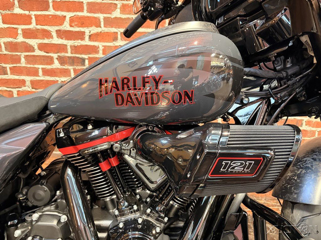 CVO® Street Glide® ST