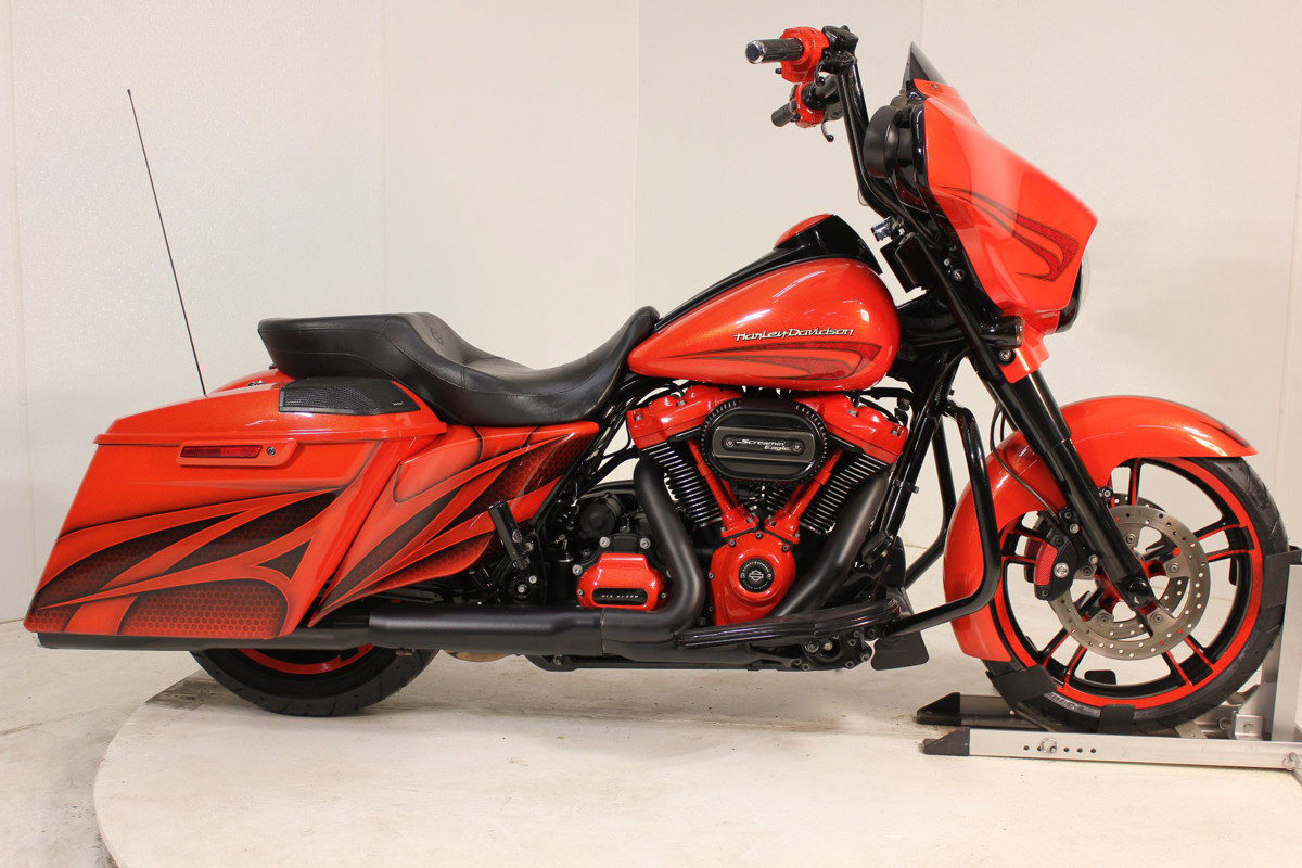 Street Glide® Special