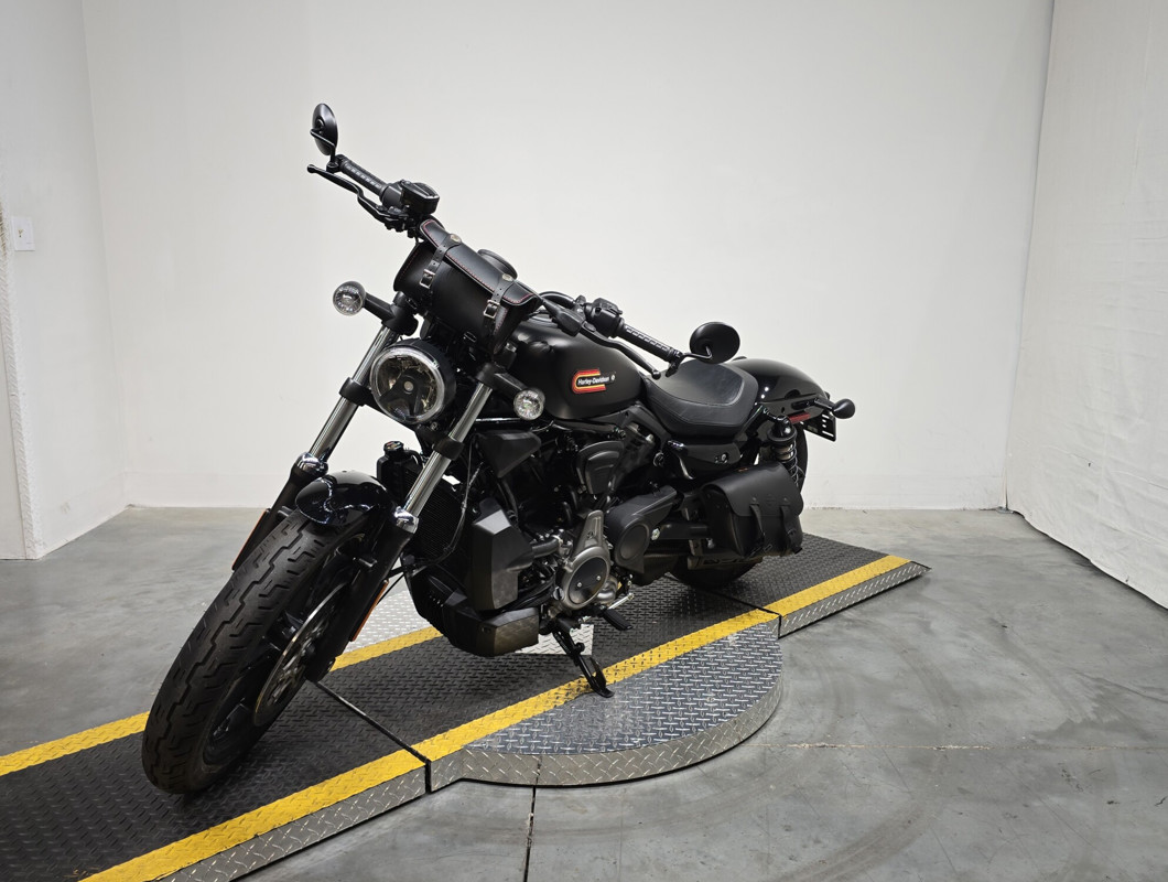 Nightster