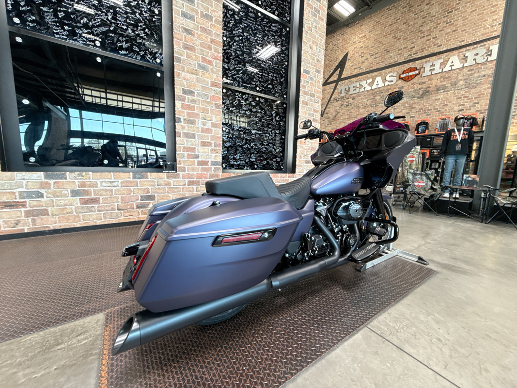 Road Glide®