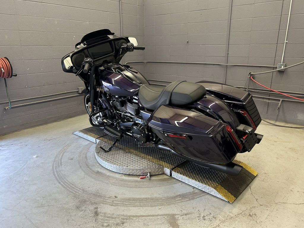 Street Glide®