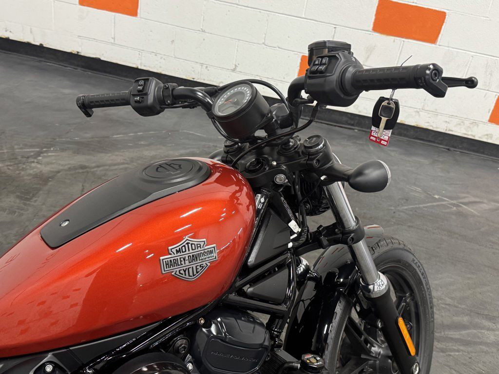 Nightster