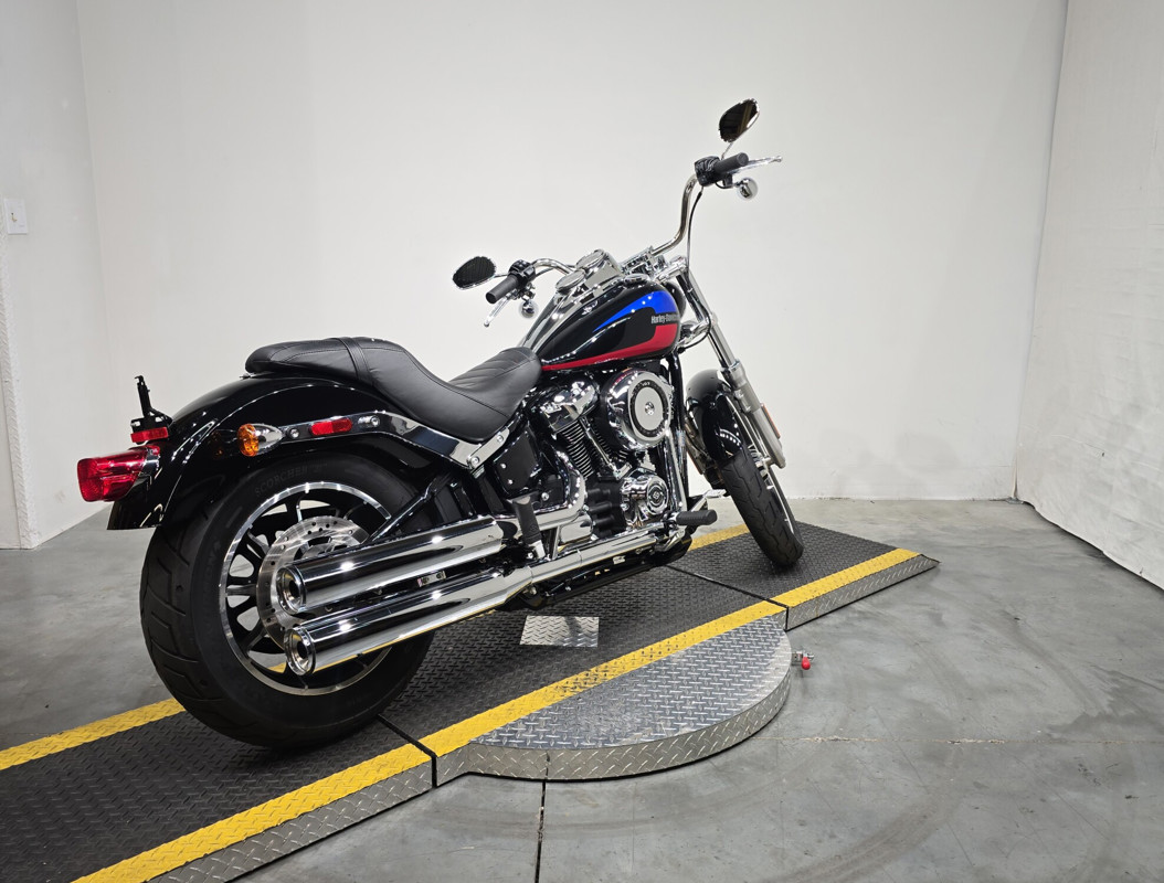 Softail® Low Rider®
