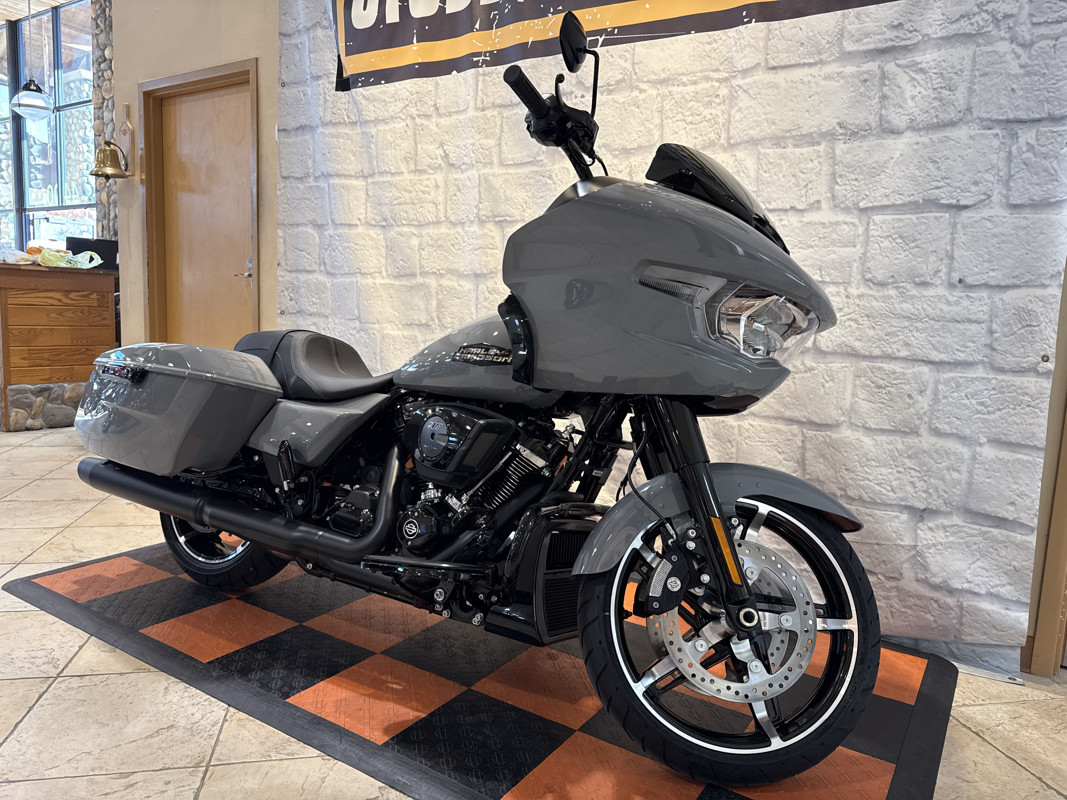Road Glide®