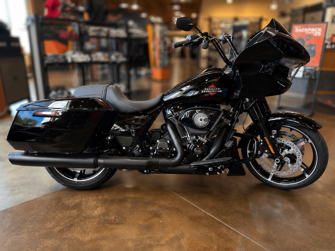 Road Glide®