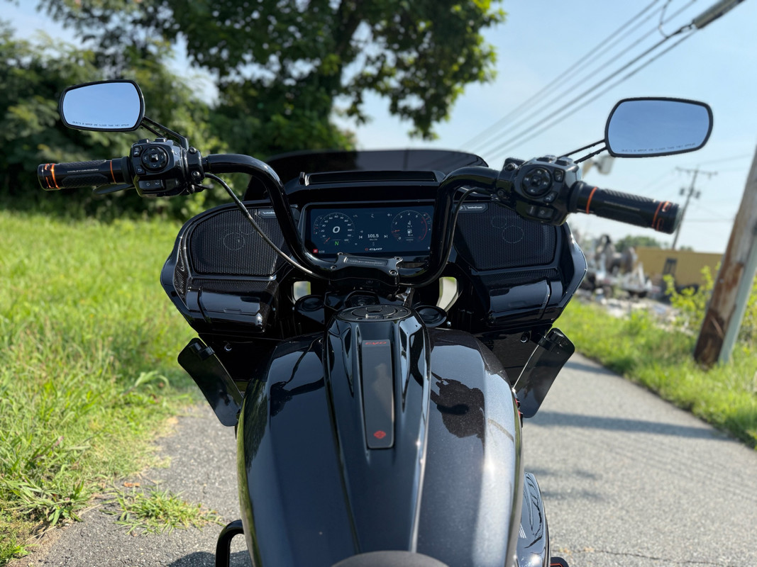 CVO® Road Glide®