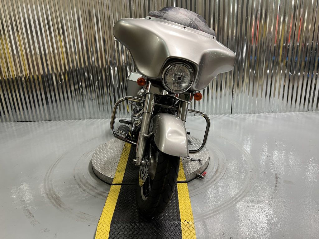Street Glide®
