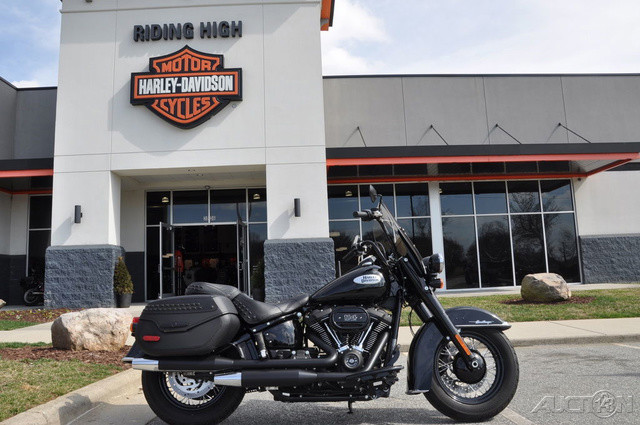 Heritage Classic 114