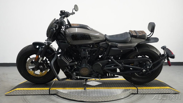 Sportster® S