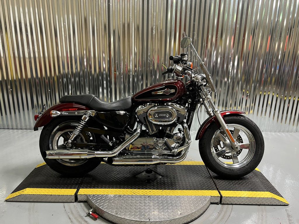 Sportster® 1200 Custom
