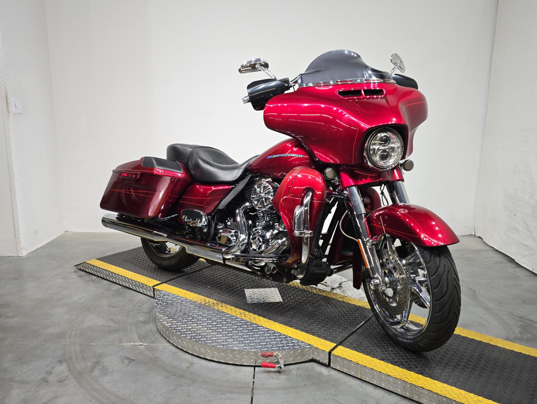 Street Glide® Special
