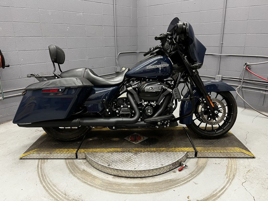 CVO® Street Glide®