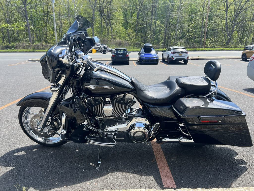 CVO® Street Glide®