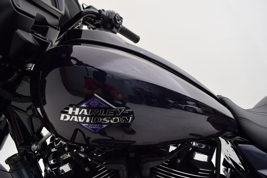 Street Glide®
