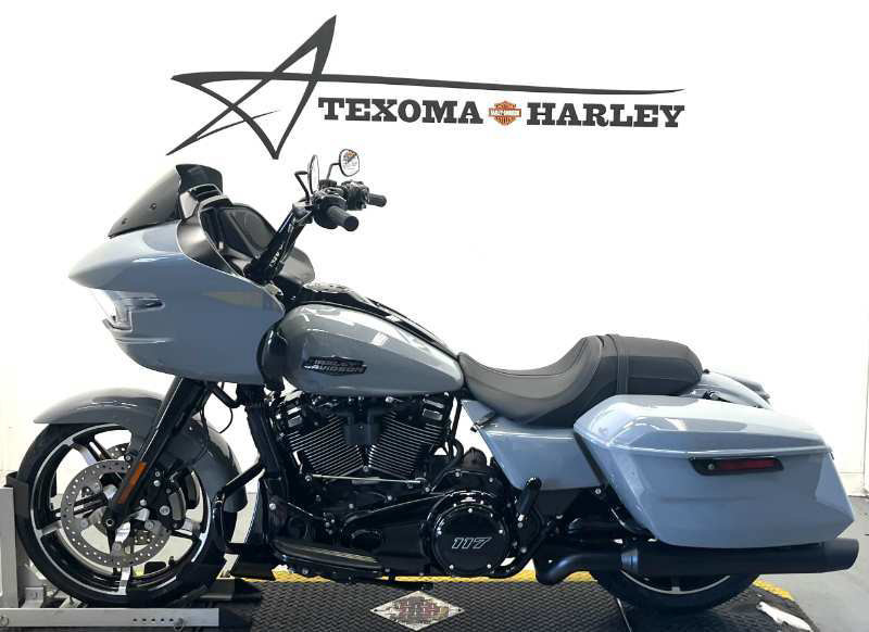Road Glide®