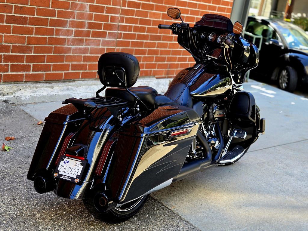 CVO® Street Glide®
