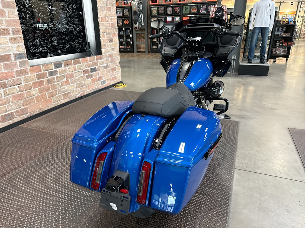 Road Glide®
