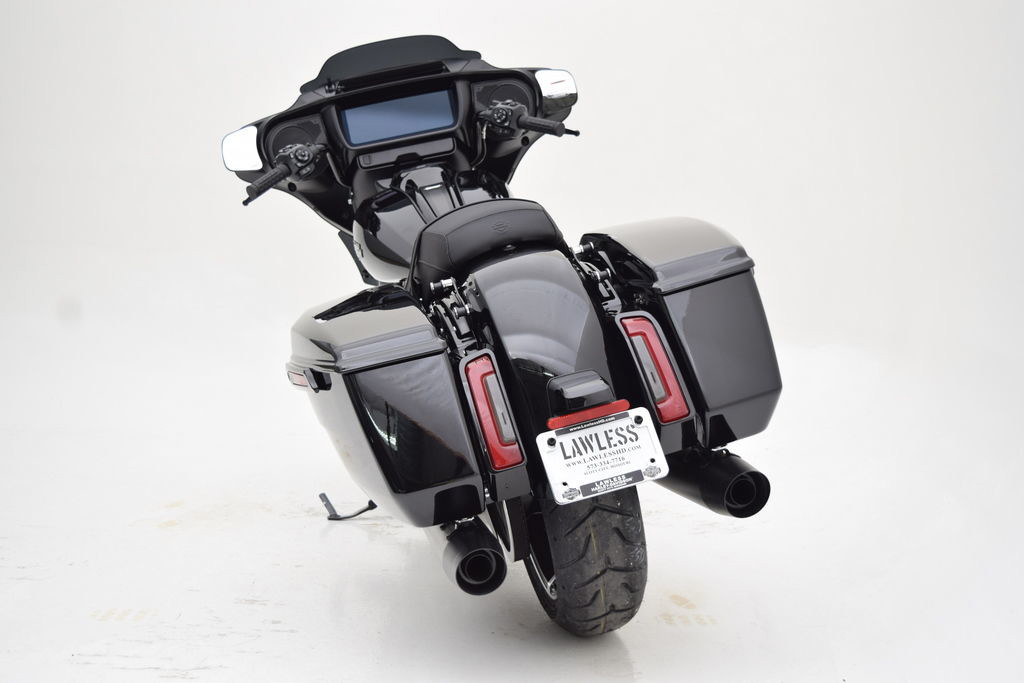 Street Glide®
