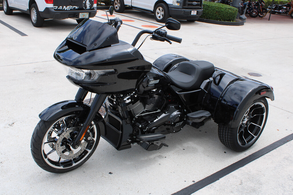 Road Glide® 3