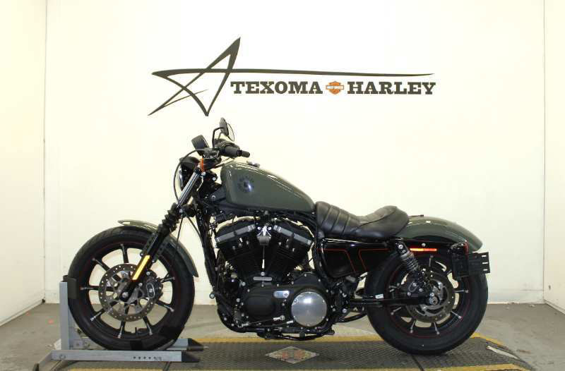 Iron 883®