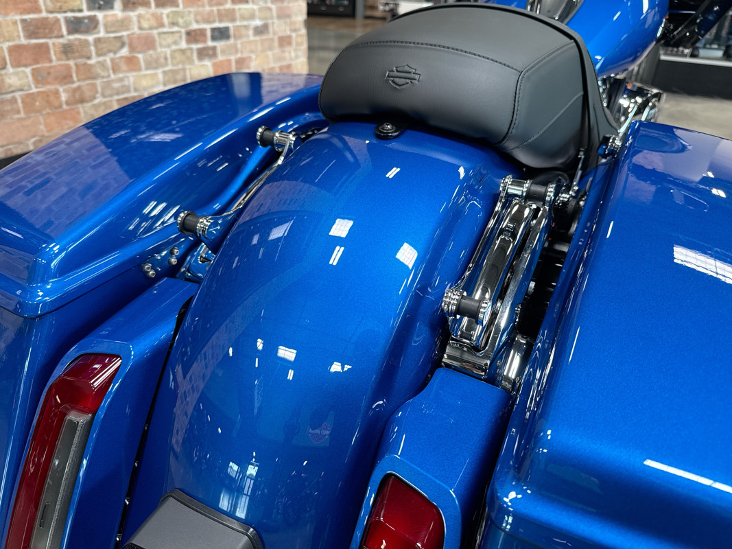 Road Glide®