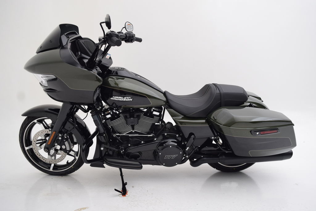 Road Glide®