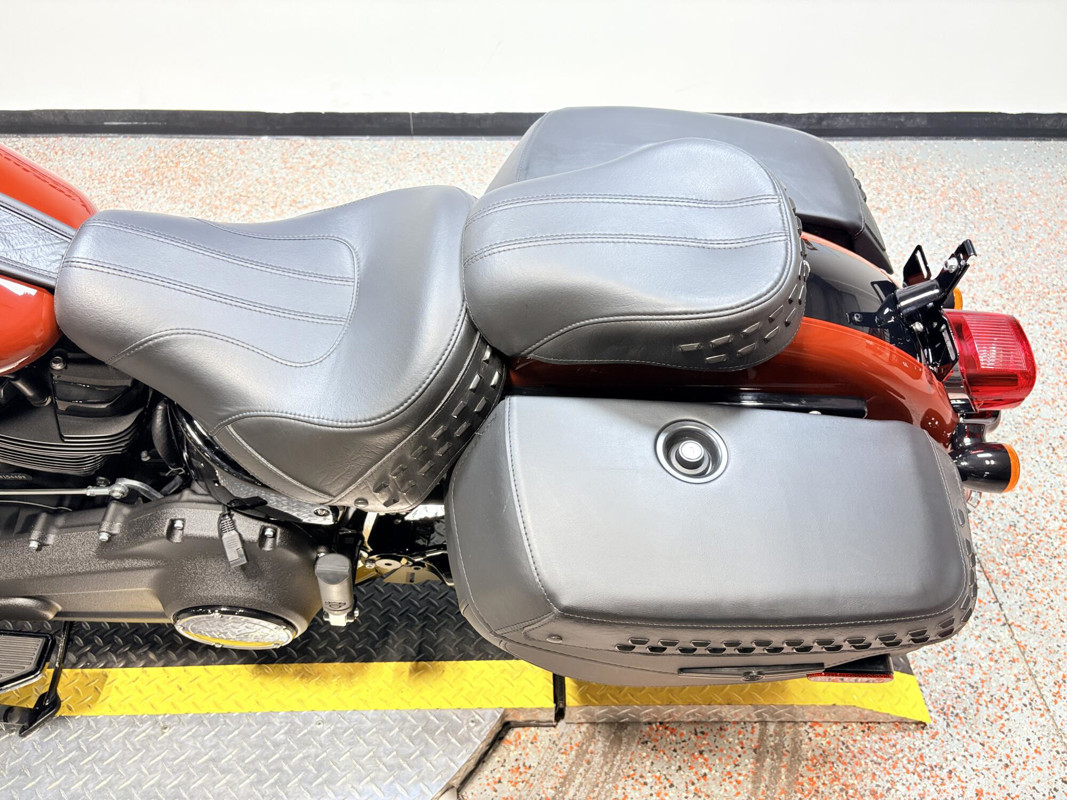 Heritage Classic 114