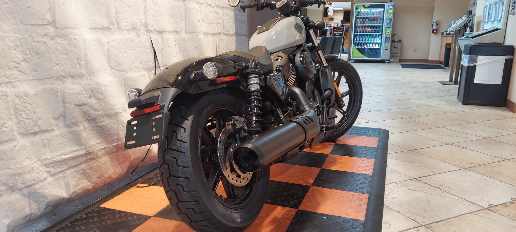 Nightster