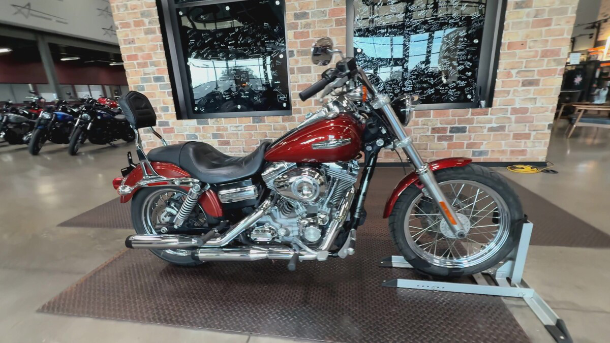 Dyna® Super Glide® Custom