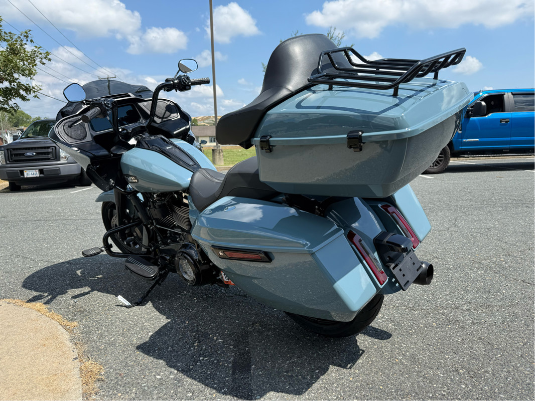 Road Glide®