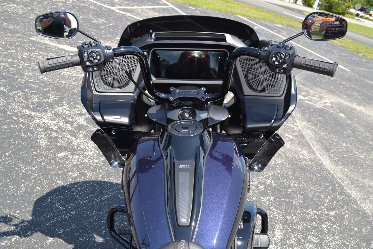 Road Glide®