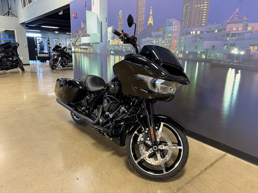 Road Glide®