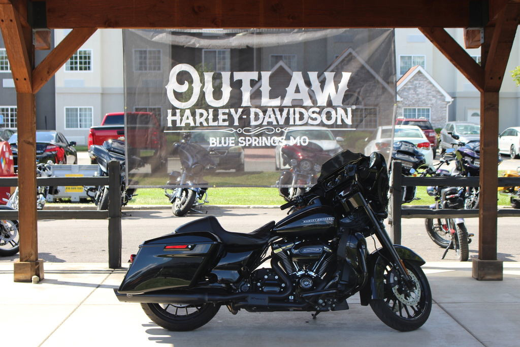 Street Glide® Special