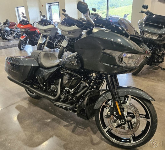 Road Glide®