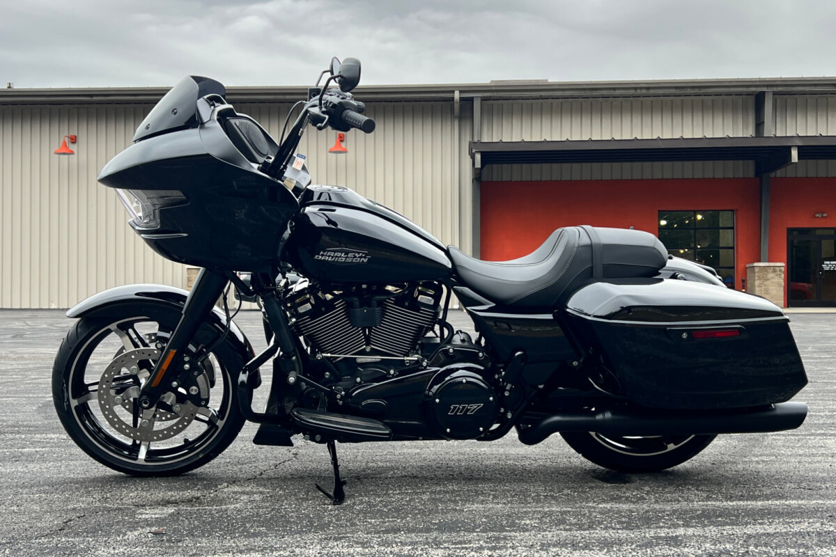 Road Glide®