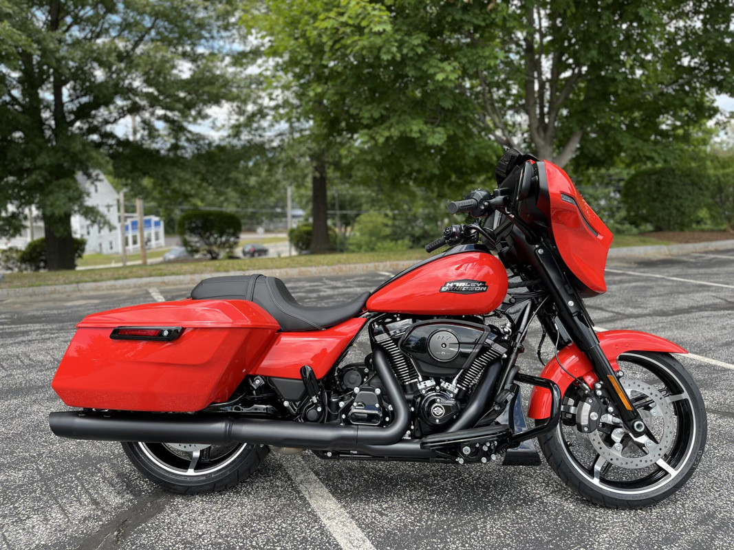 Street Glide®
