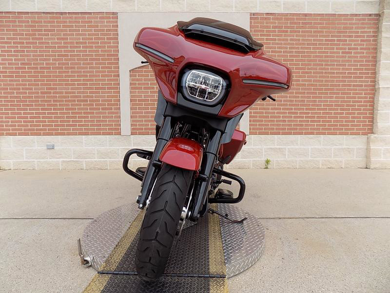 Street Glide®