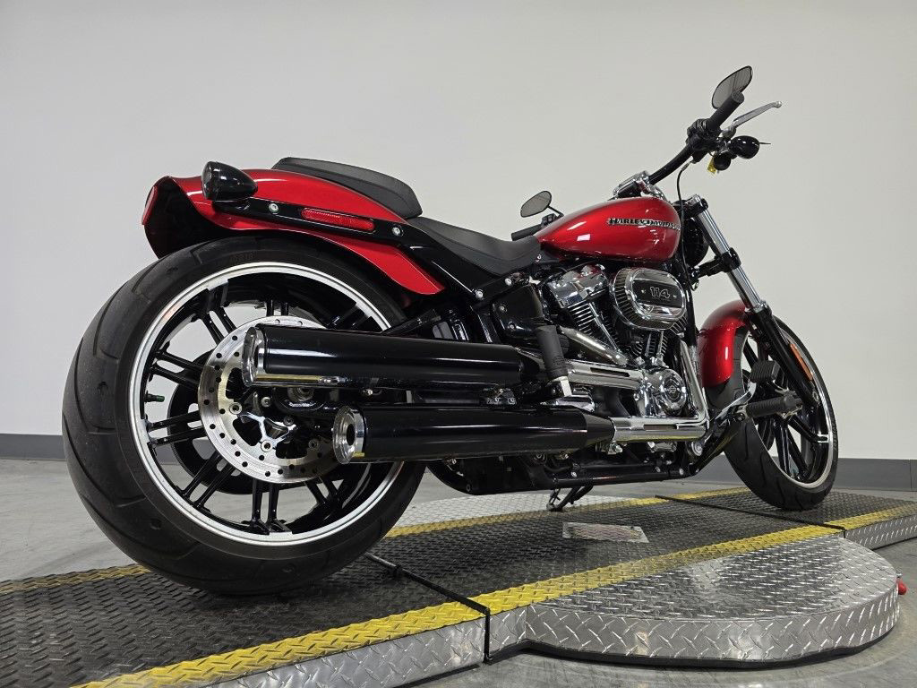 Softail® Breakout® 114