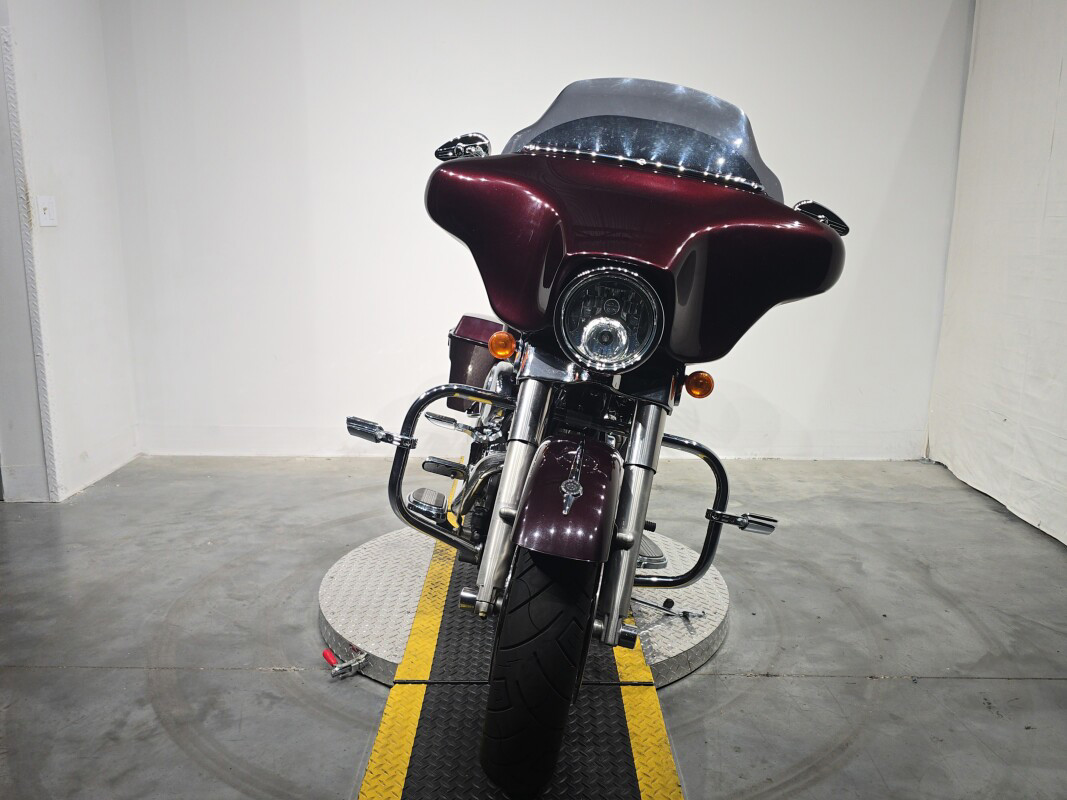 Street Glide®