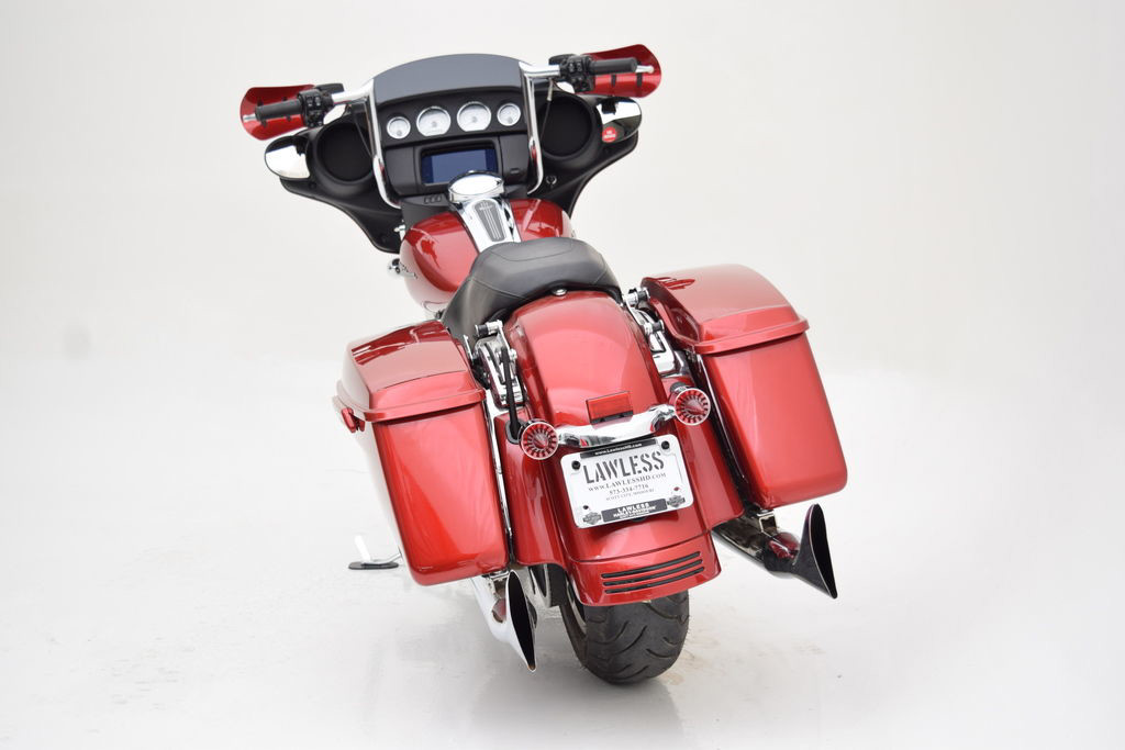 Street Glide®