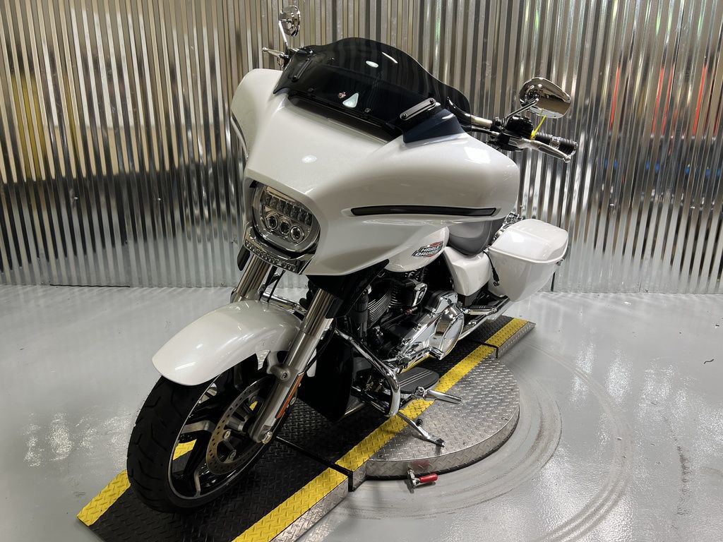 Street Glide®