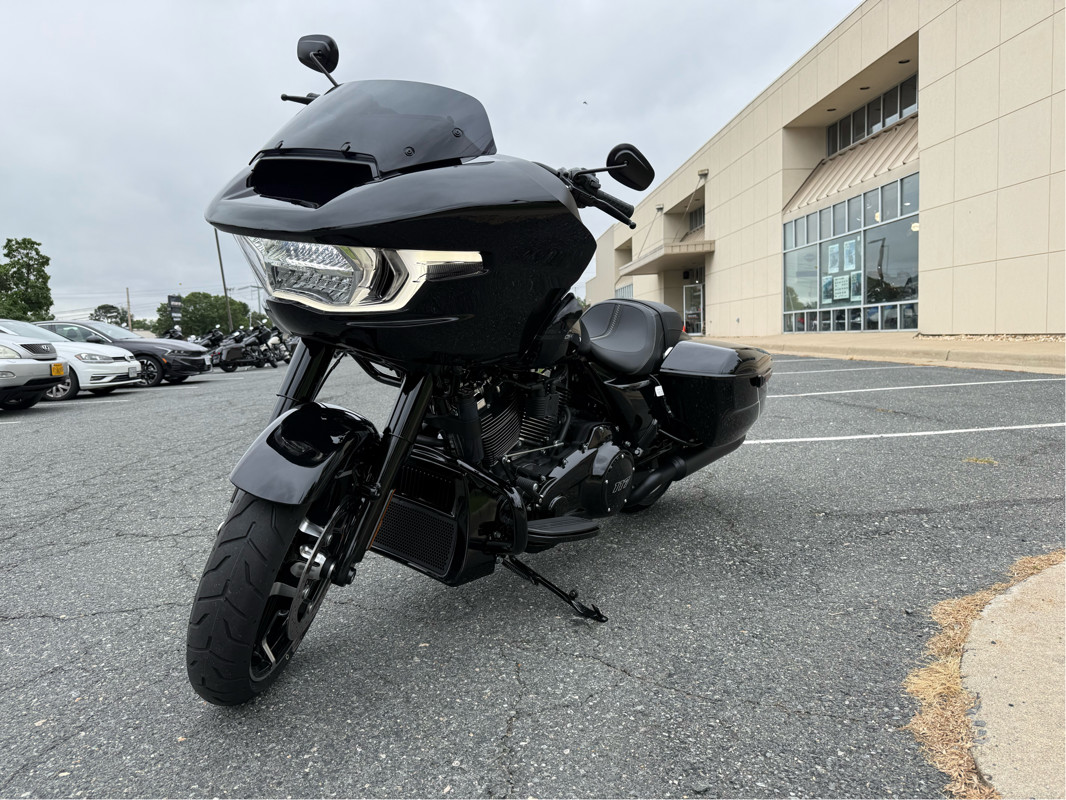 Road Glide®